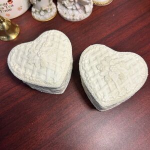 Elegant Off-White Heart-Shaped Decorative Boxes Set/2